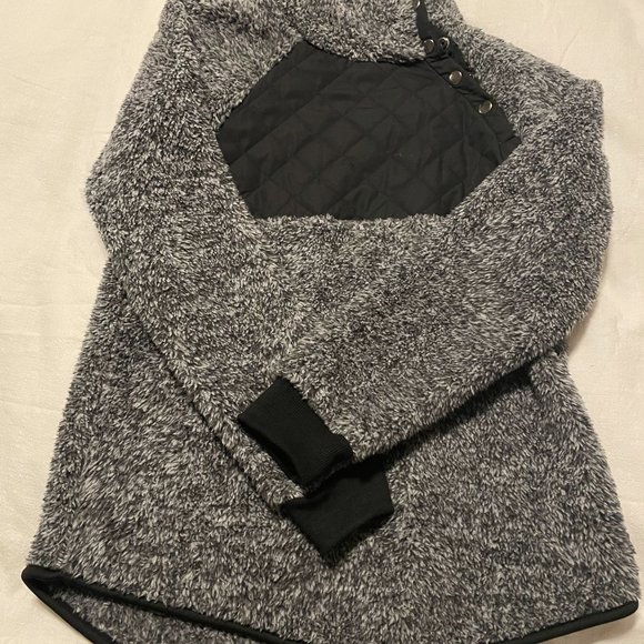 Eden Ruth Snap Button Sherpa - Picture 3 of 3